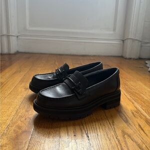 Black Leather Clark Loafers Size 6.5